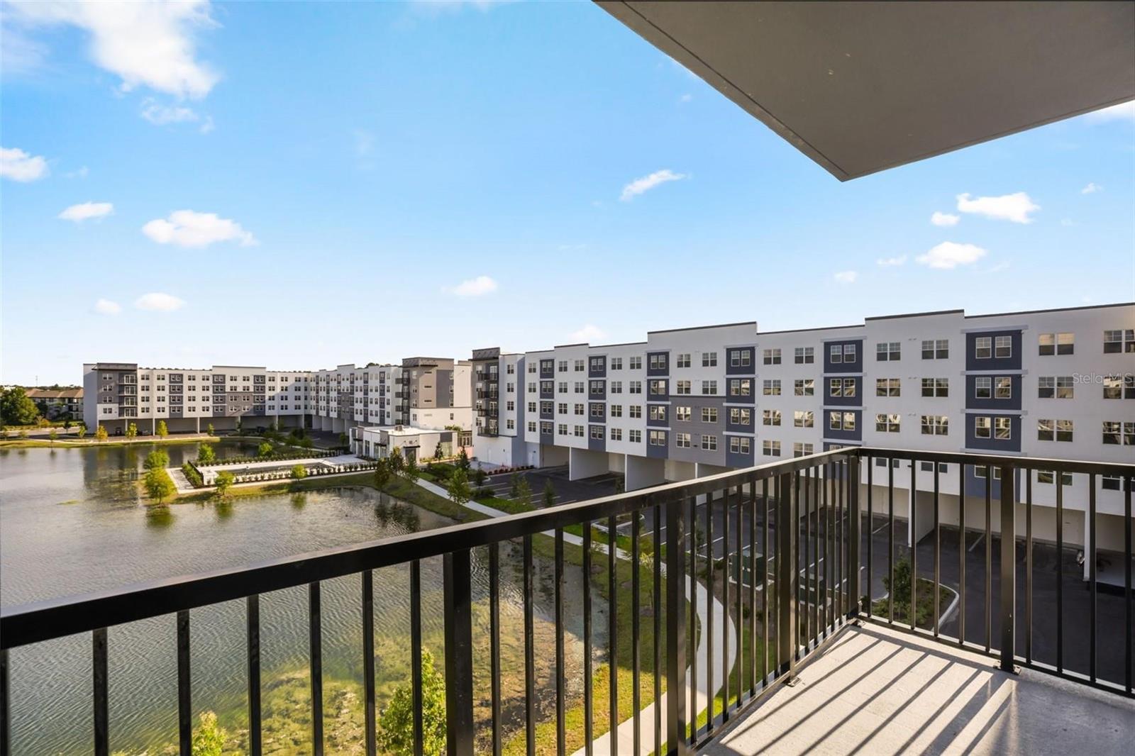5563 Millenia Park Unit 401, Orlando, FL 32839