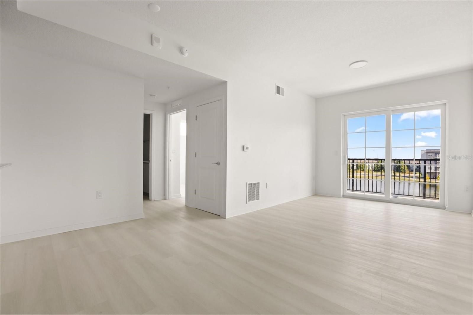 5563 Millenia Park Unit 401, Orlando, FL 32839