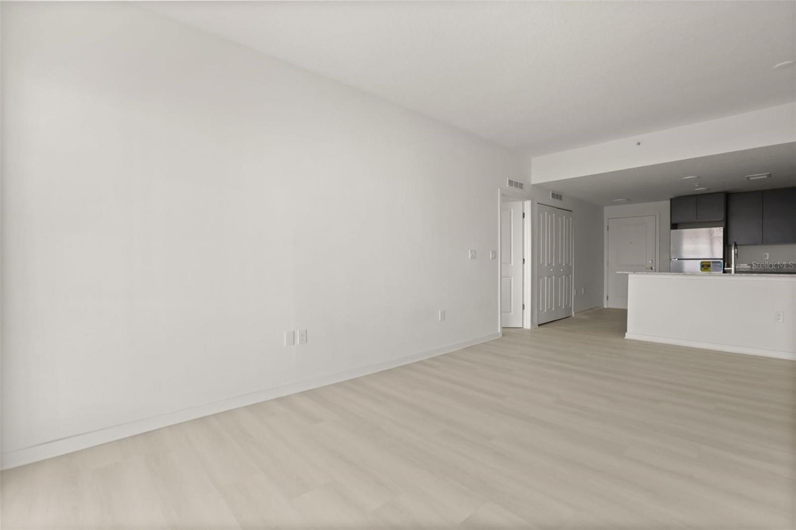 5563 Millenia Park Unit 401, Orlando, FL 32839