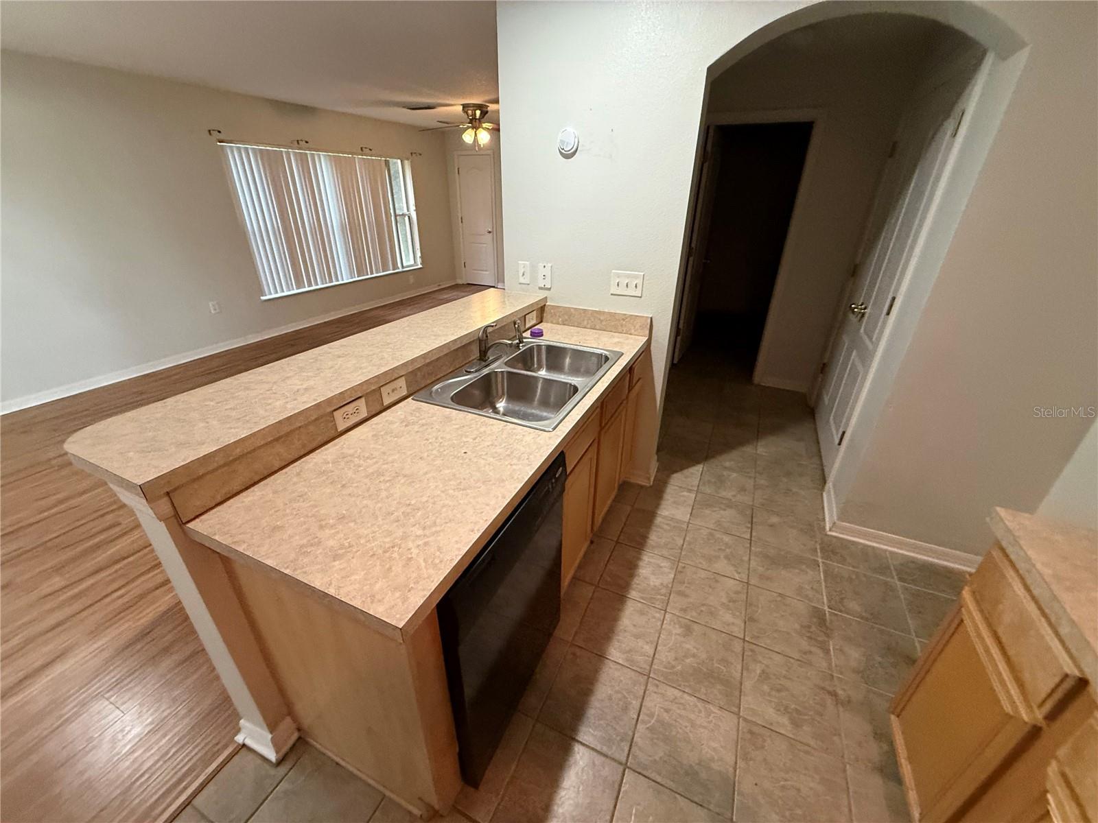 4521 Limerick, Tampa, FL 33610