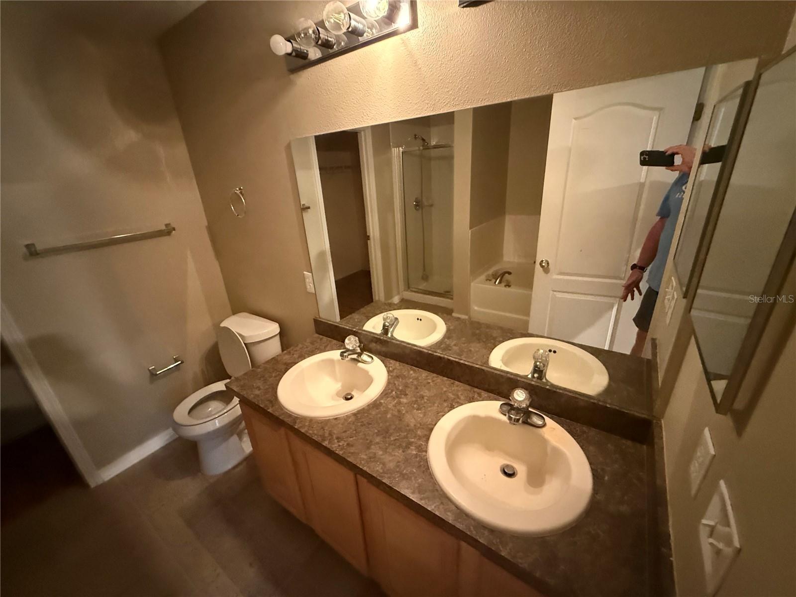 4521 Limerick, Tampa, FL 33610