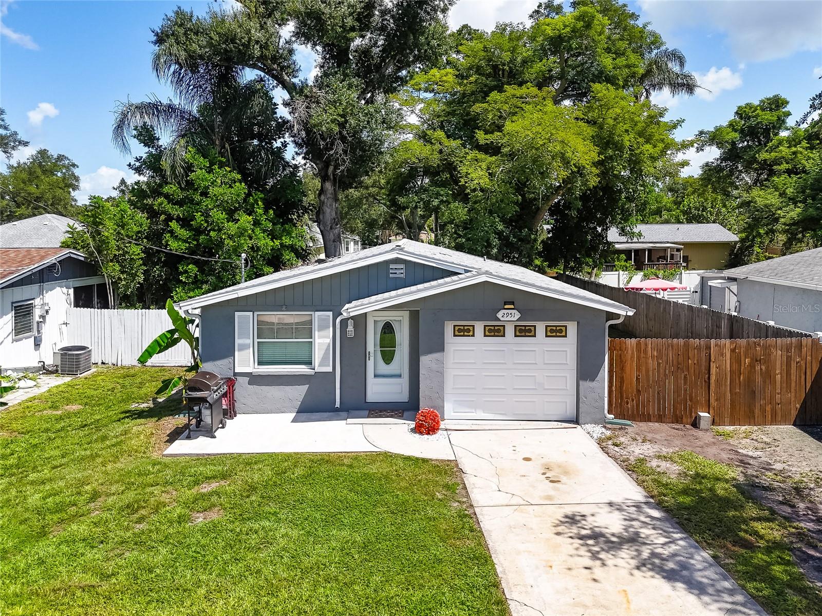 2951 Edgewood, Sarasota, FL 34231