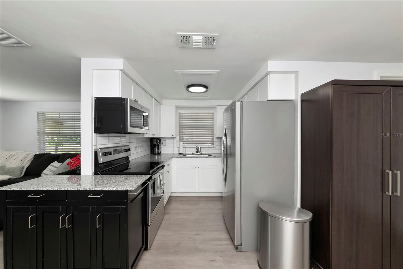 2951 Edgewood, Sarasota, FL 34231