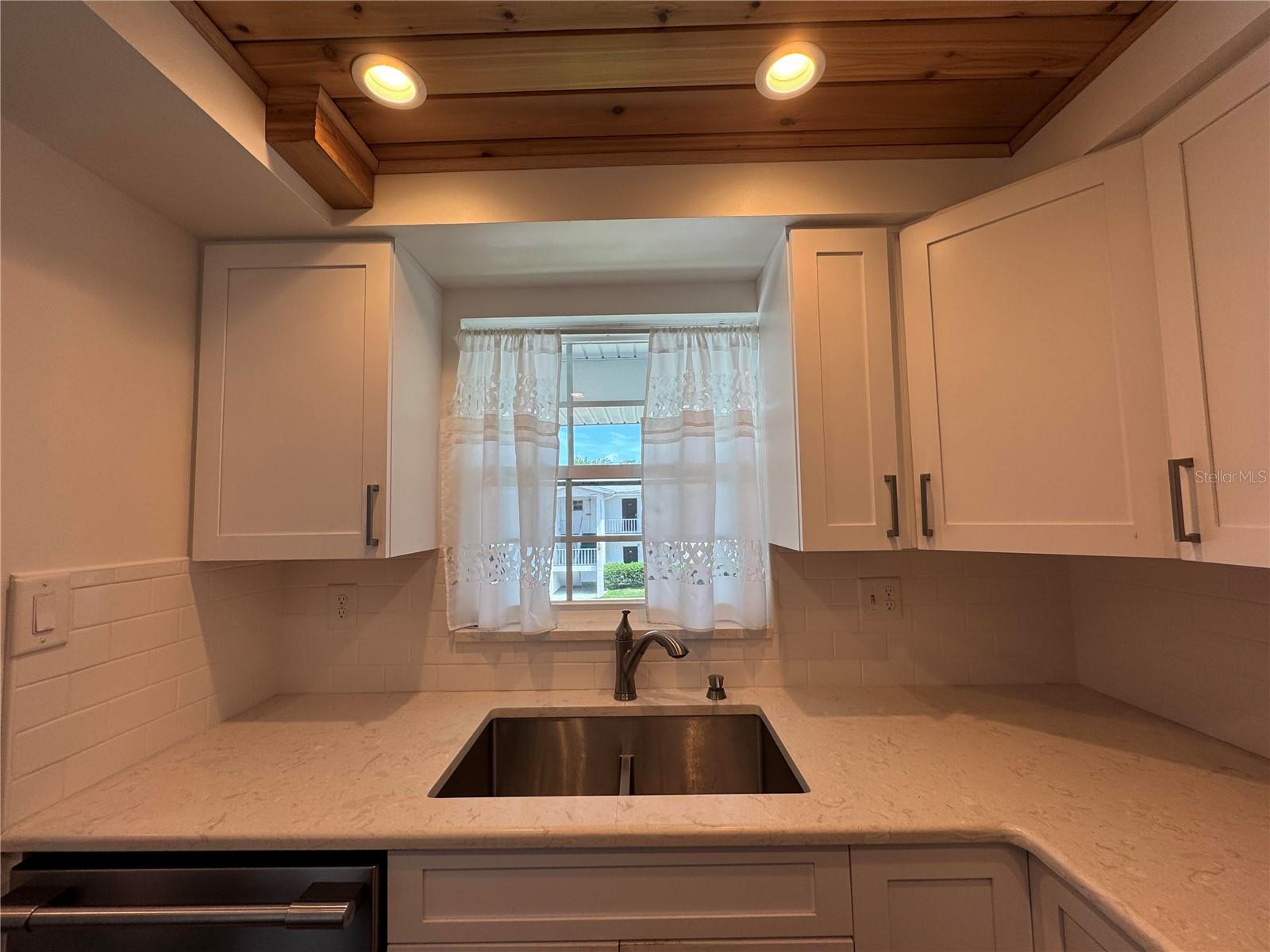 204 46th Avenue Unit 411, Bradenton, FL 34207