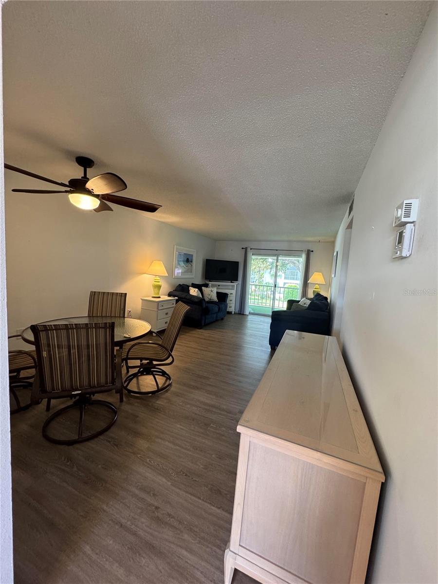 204 46th Avenue Unit 411, Bradenton, FL 34207
