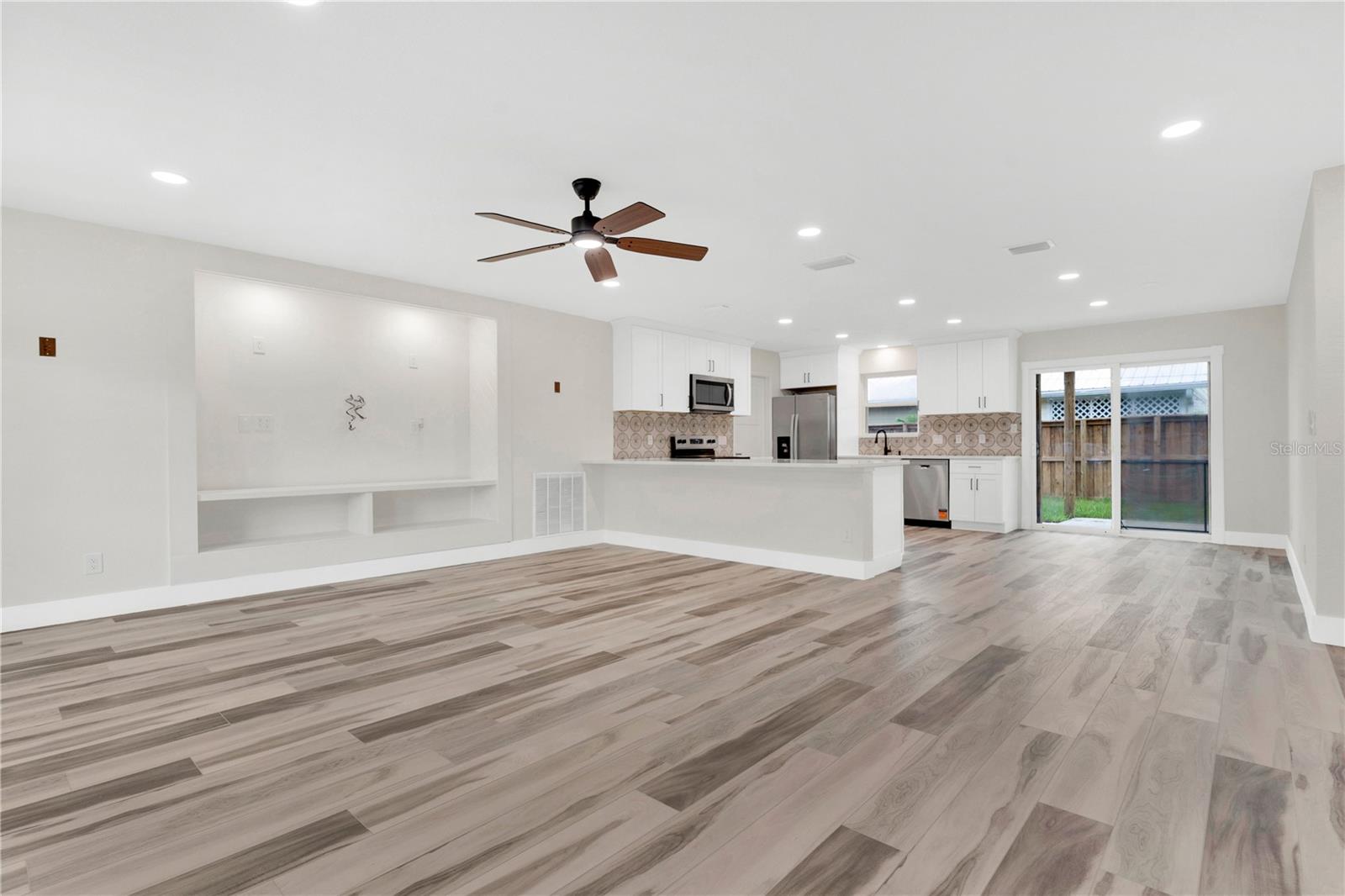 2304 Travelers Palm, Edgewater, FL 32141