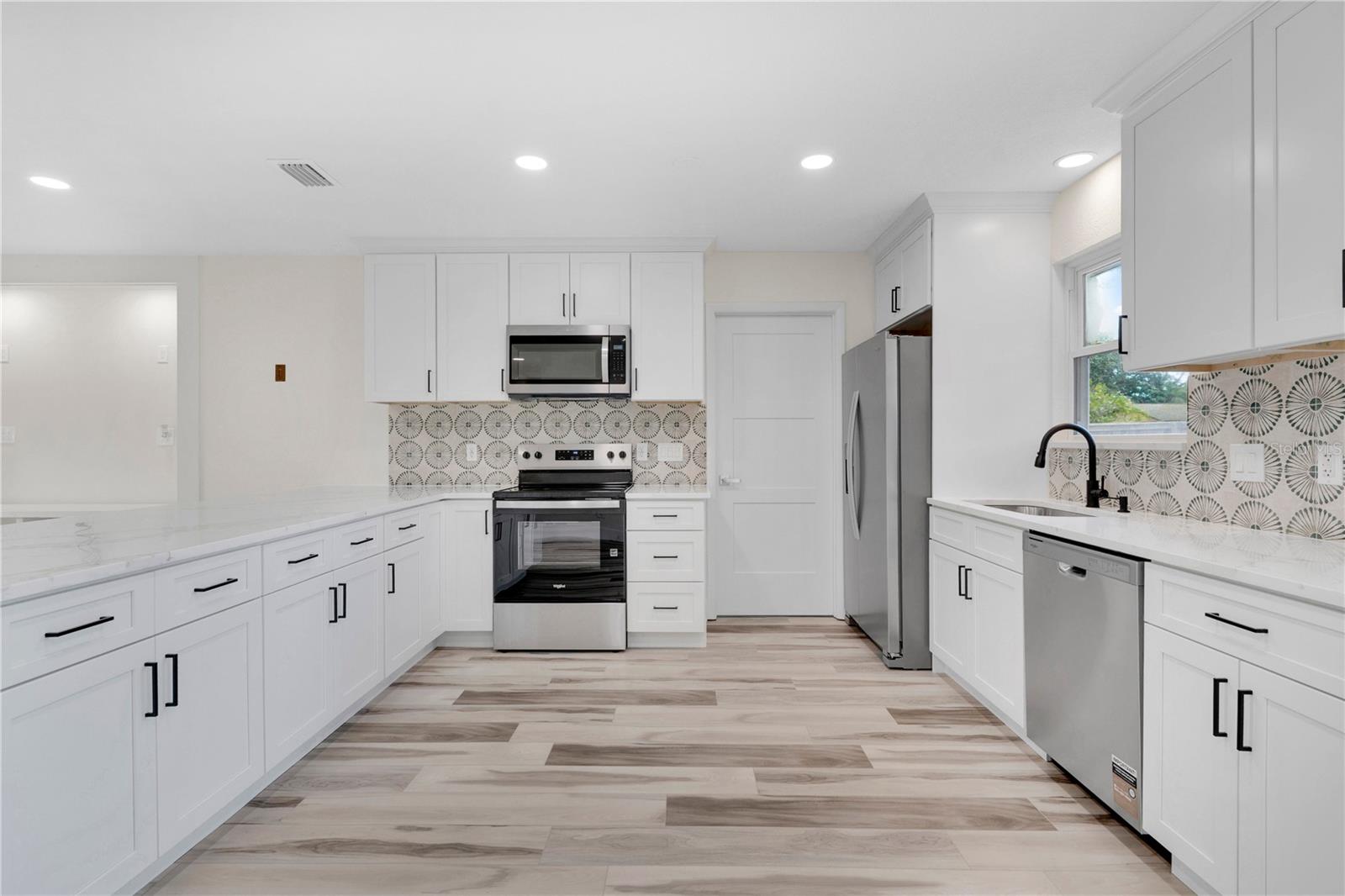 2304 Travelers Palm, Edgewater, FL 32141