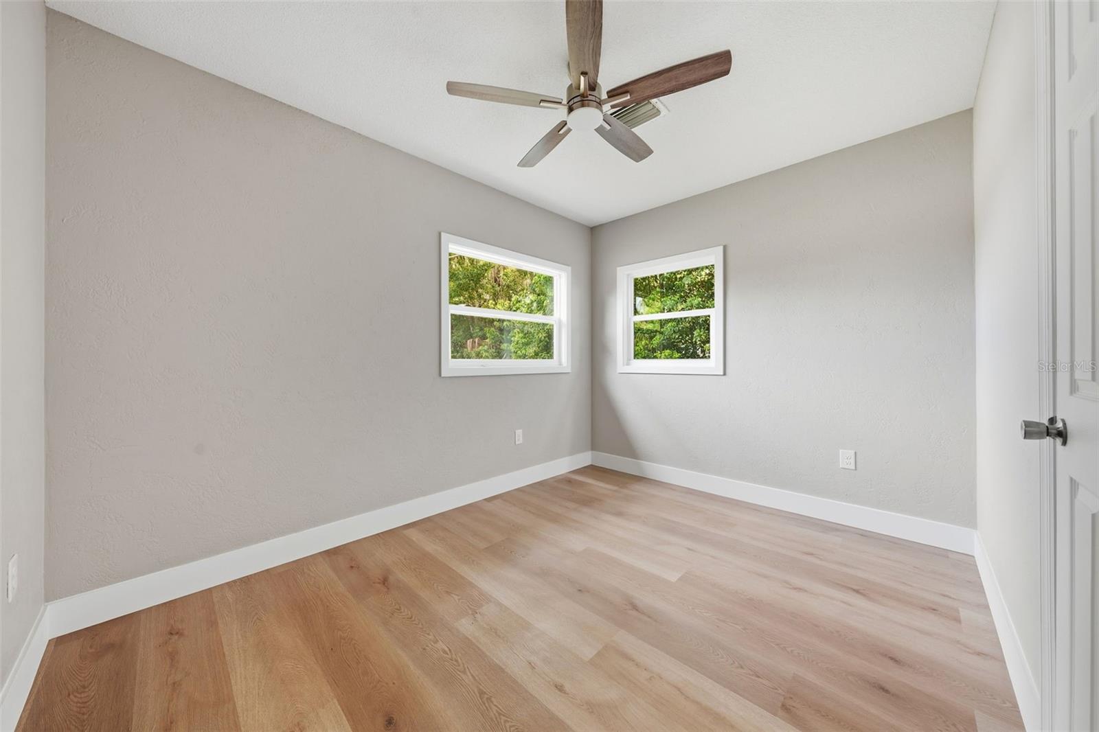 307 11th, Ocala, FL 34470