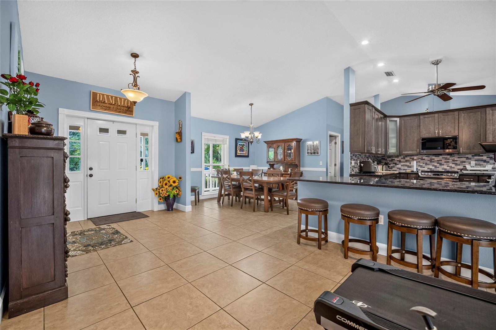 608 Woodview, Bradenton, FL 34212