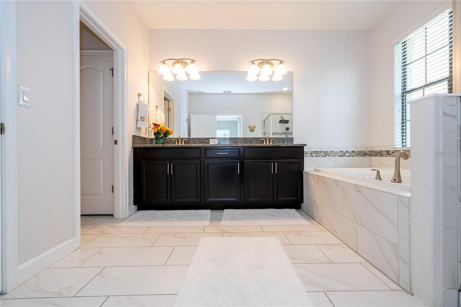 1327 Shinnecock Hills, Davenport, FL 33896