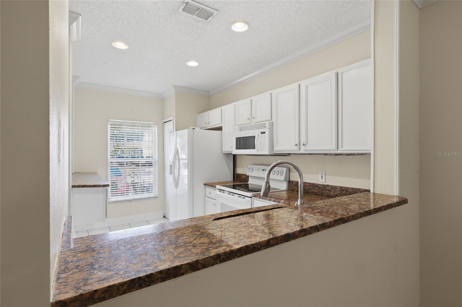 5416 Carrollwood Key Unit 8, Tampa, FL 33624