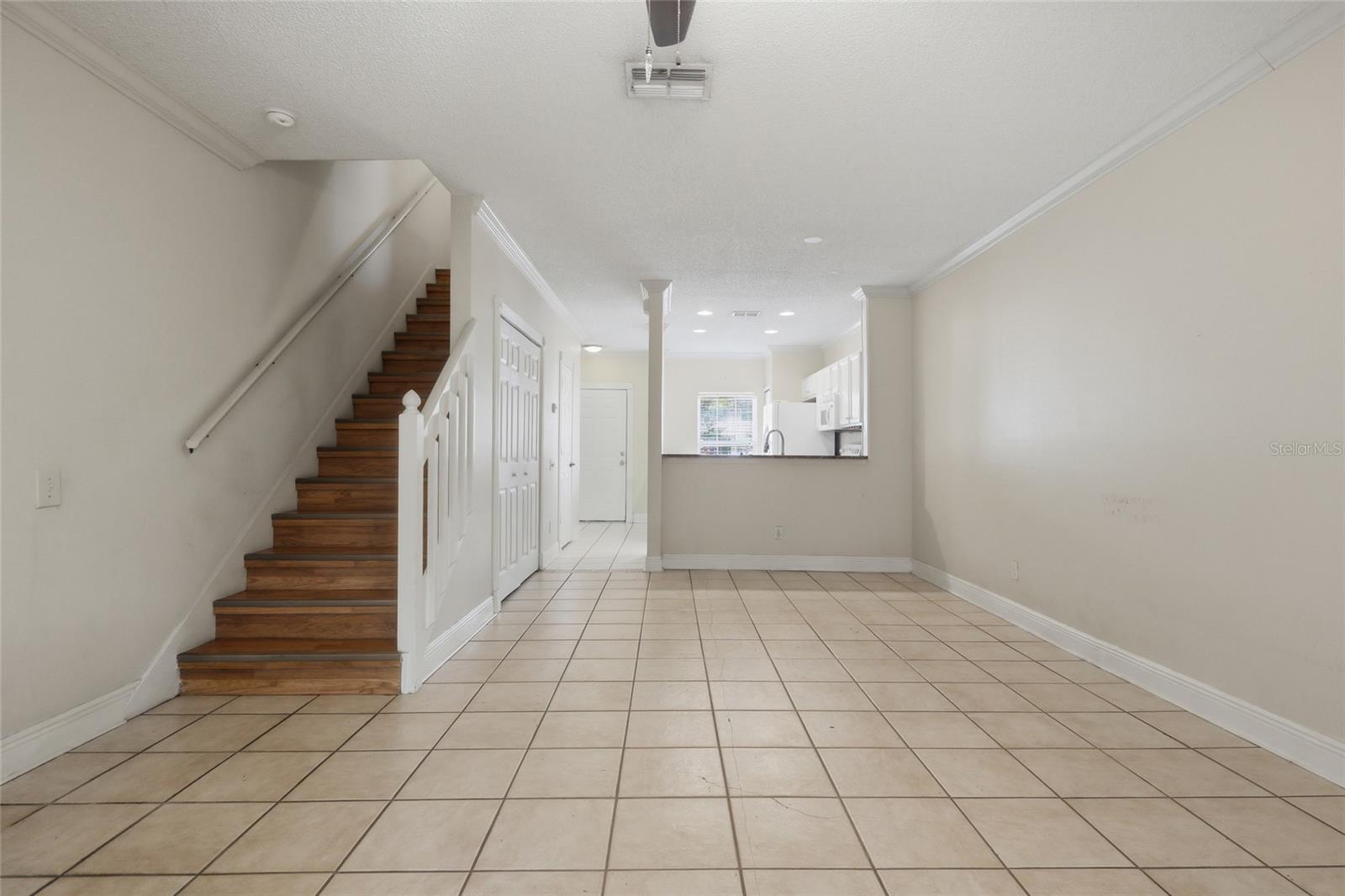 5416 Carrollwood Key Unit 8, Tampa, FL 33624