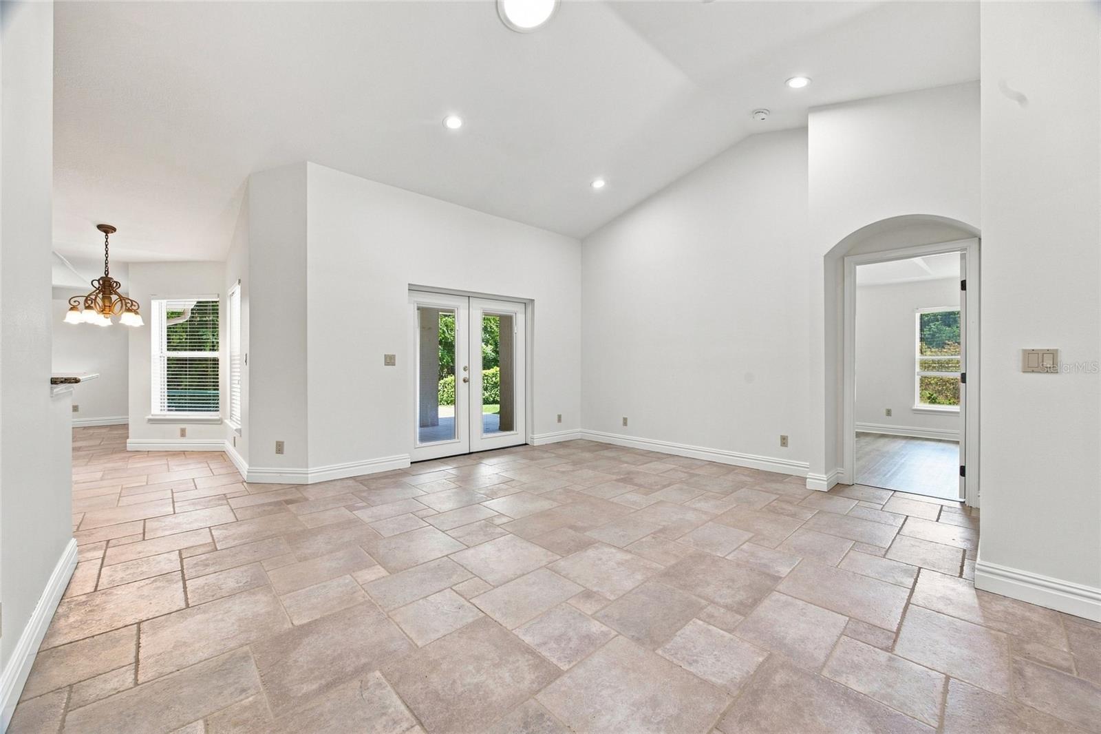 10040 42nd, Belleview, FL 34420