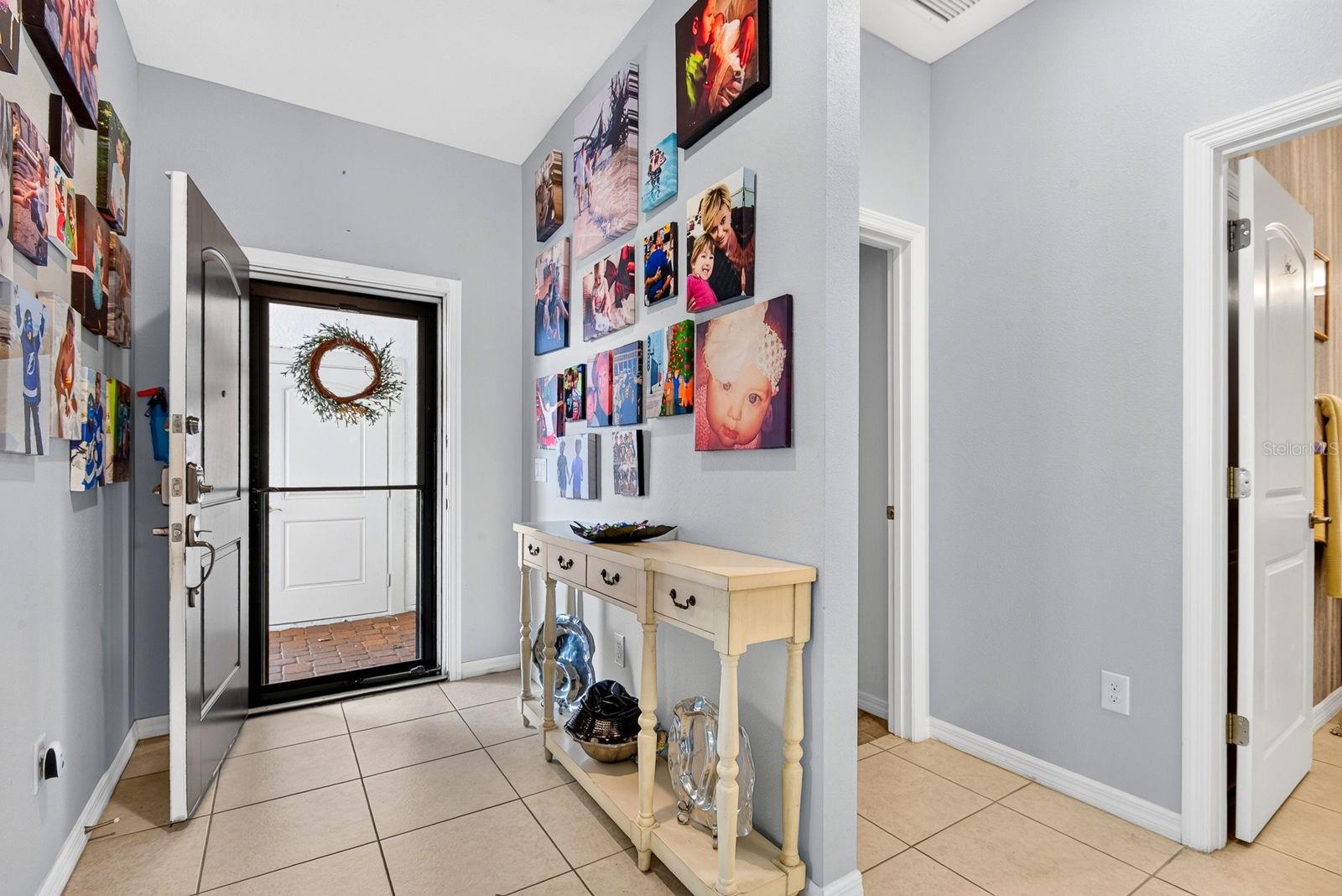 7010 Playa Bella, Bradenton, FL 34209