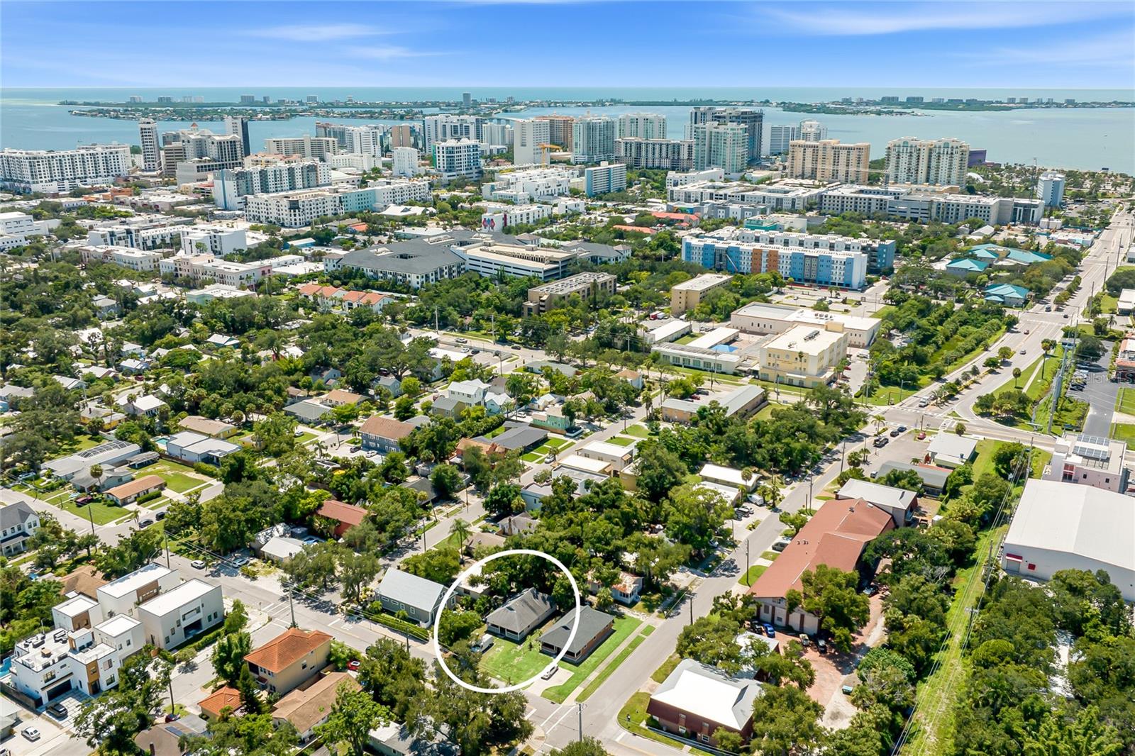 919 Goodrich, Sarasota, FL 34236