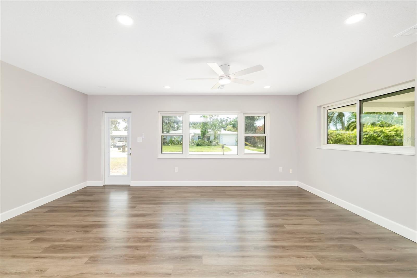 2253 Goldenrod, Sarasota, FL 34239