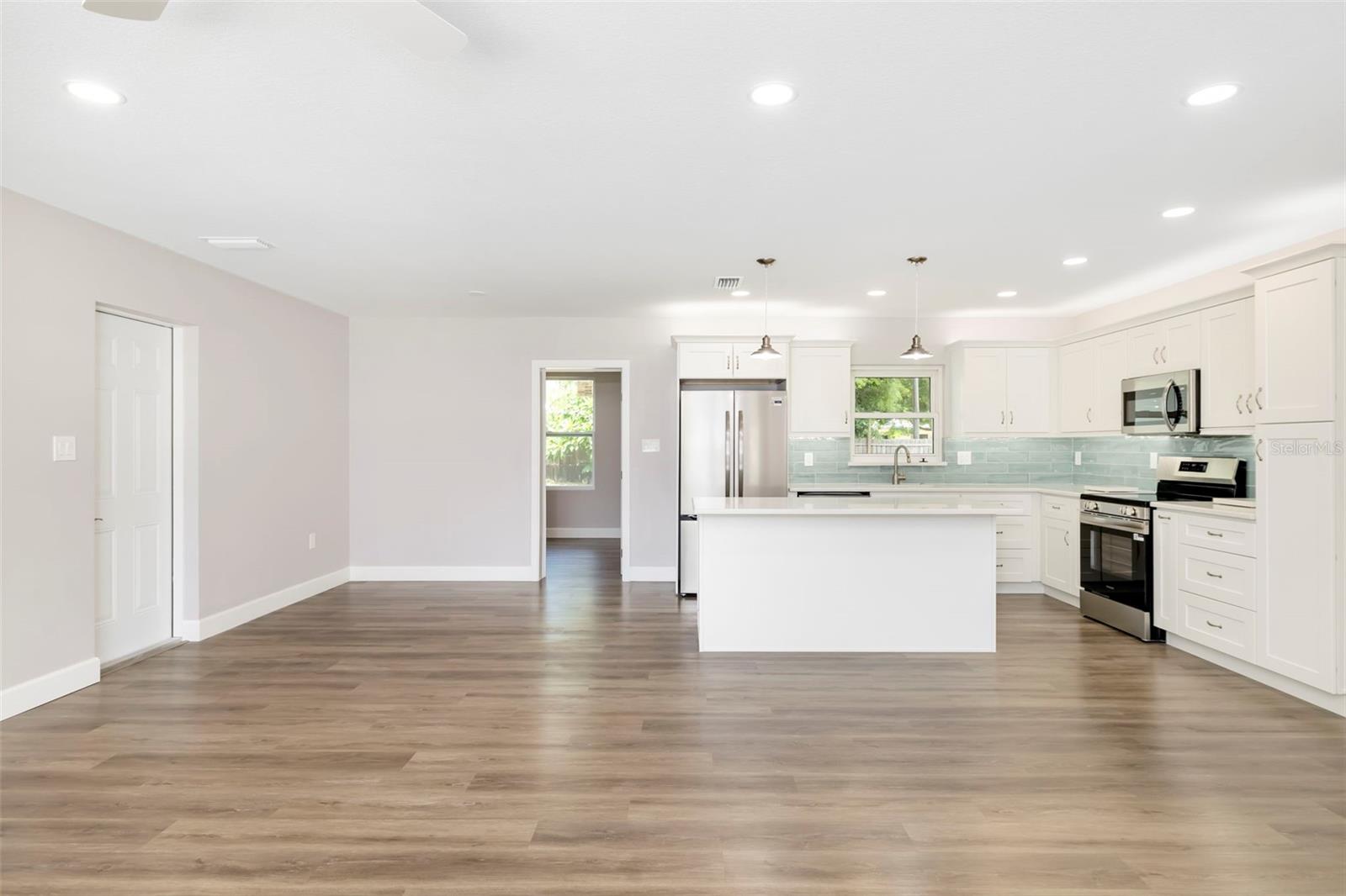 2253 Goldenrod, Sarasota, FL 34239