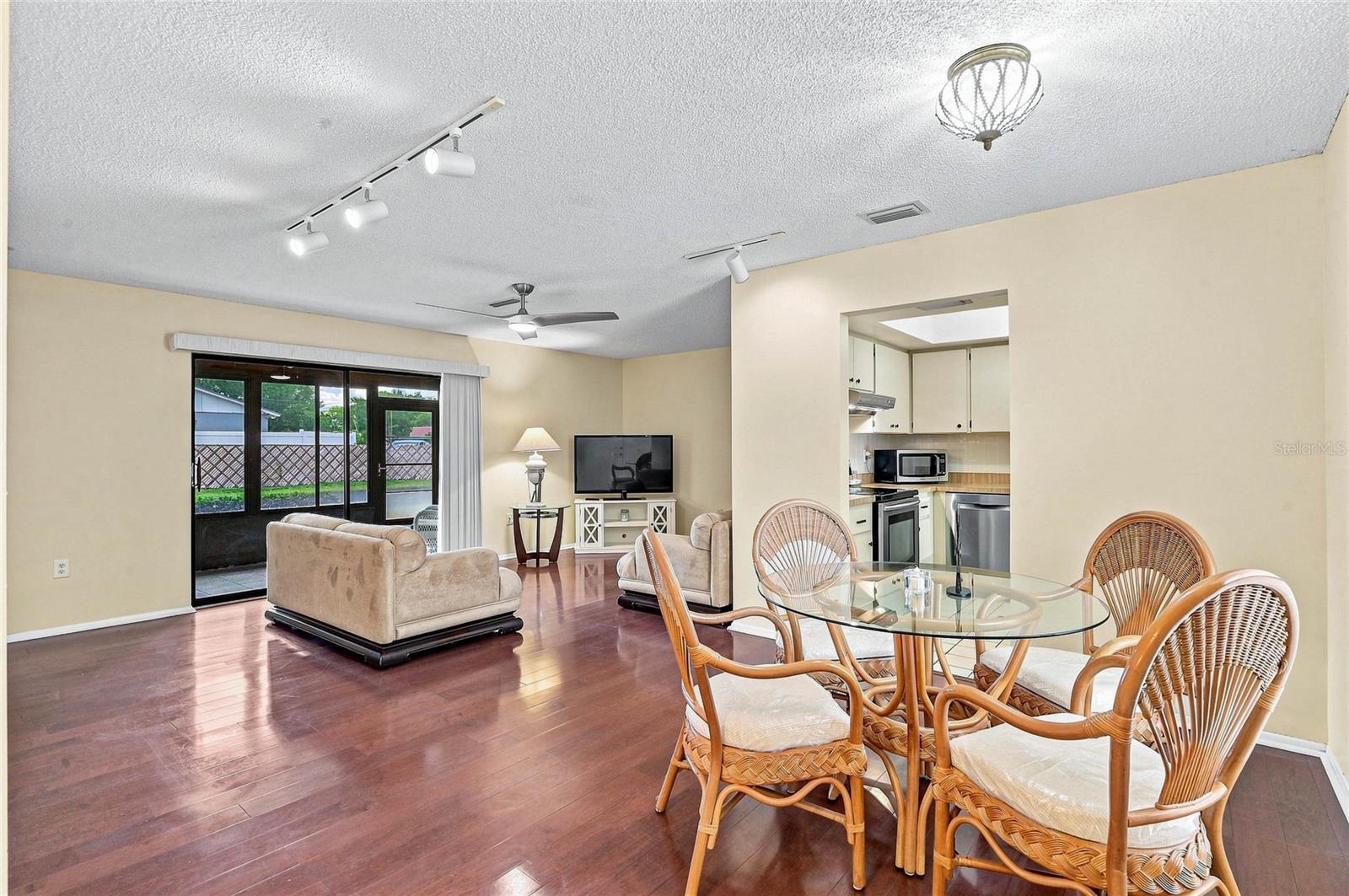 3189 Glen Elyn Unit 3, Sarasota, FL 34237