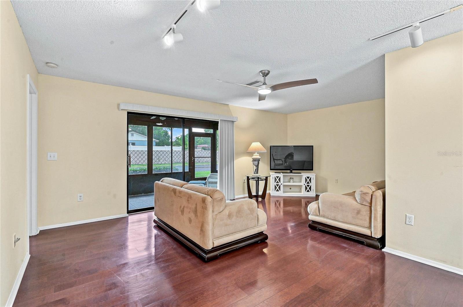 3189 Glen Elyn Unit 3, Sarasota, FL 34237