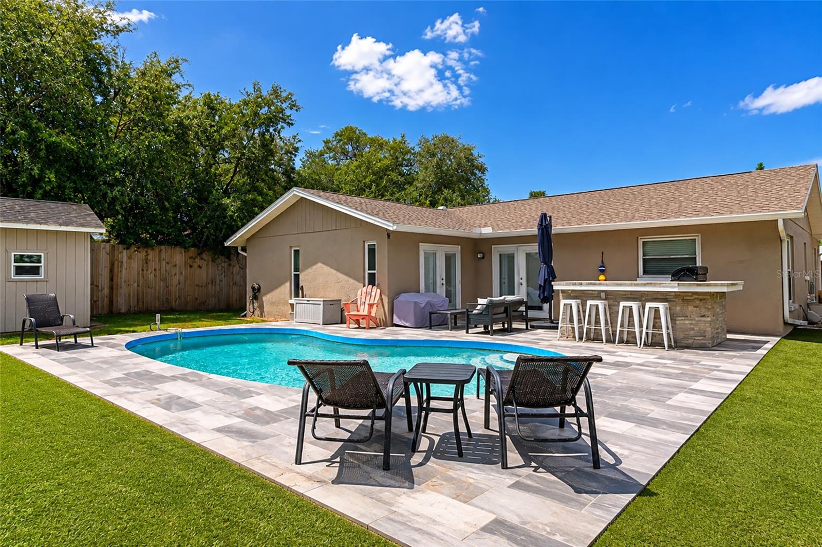 2861 Indianwood, Sarasota, FL 34232