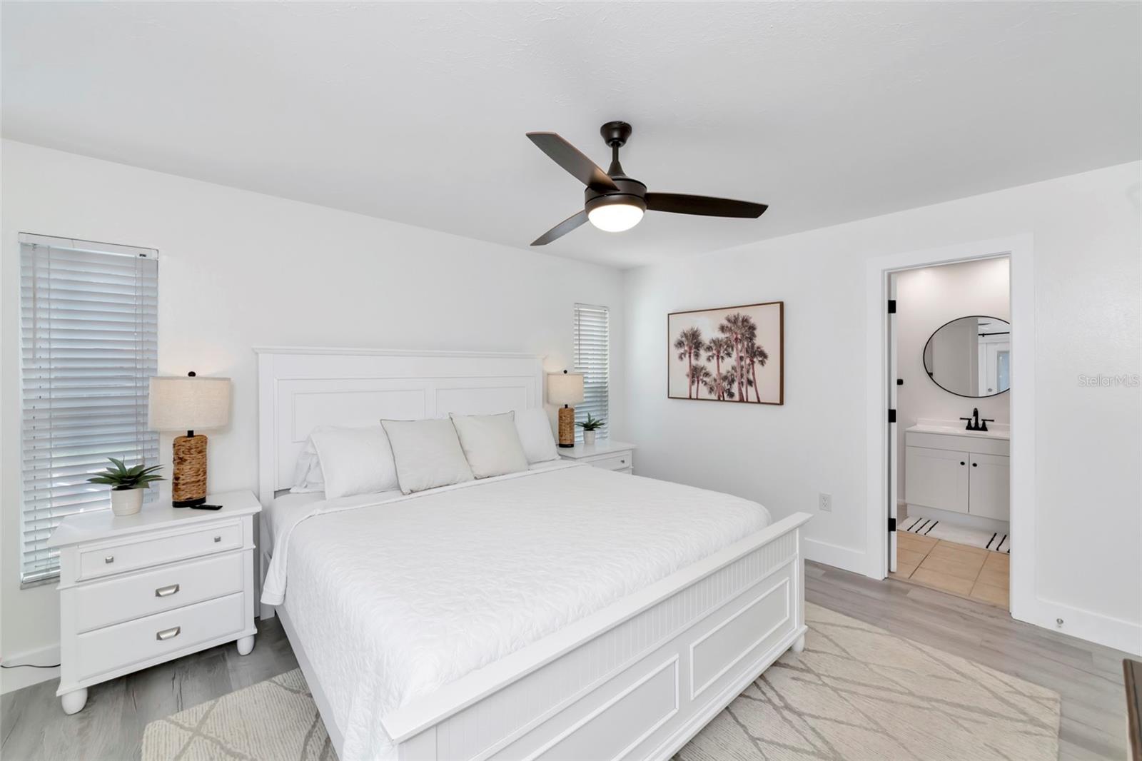 2861 Indianwood, Sarasota, FL 34232