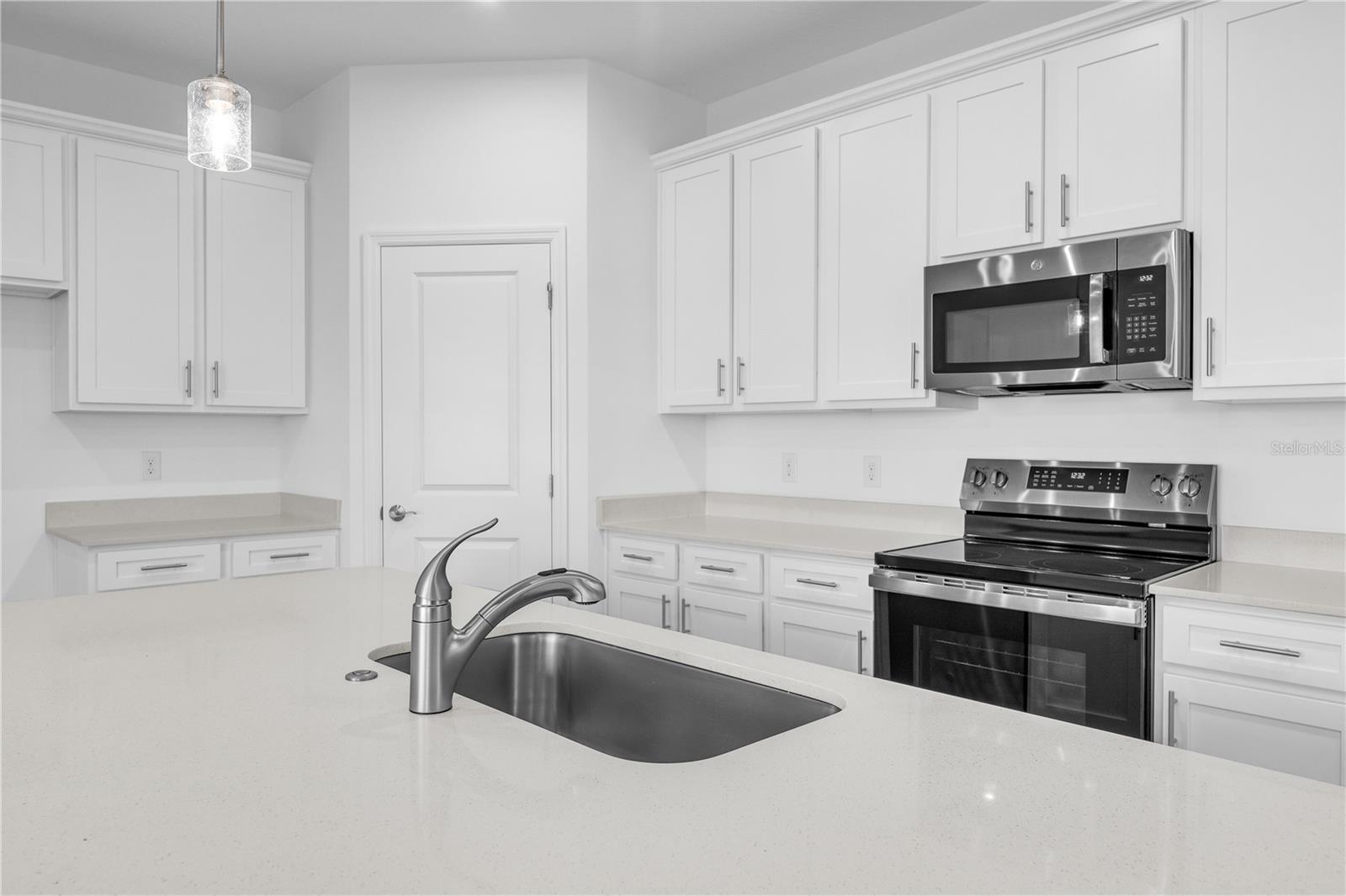4450 River Beacon, Davenport, FL 33837