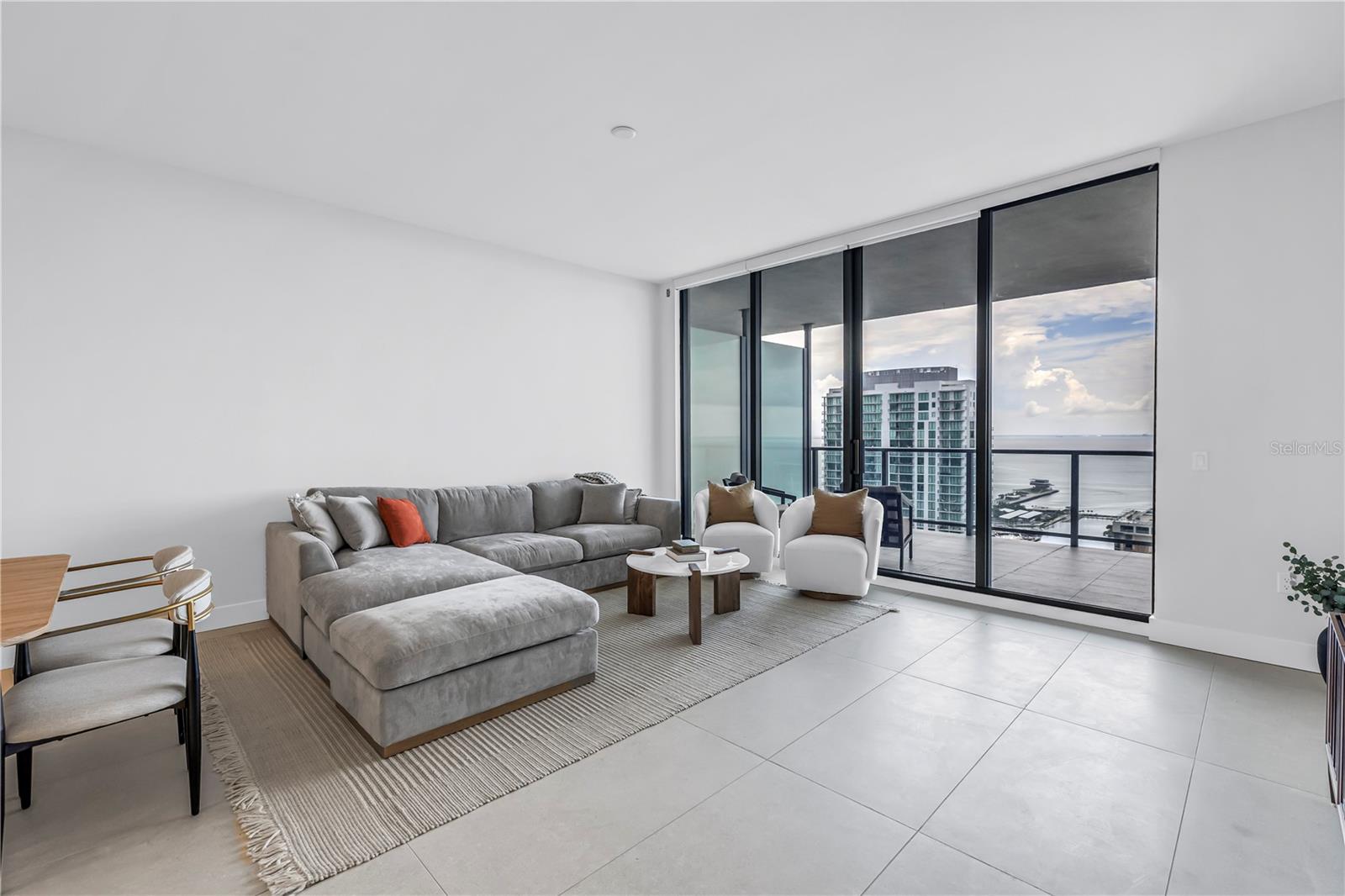 275 1st Unit 3704, St Petersburg, FL 33701