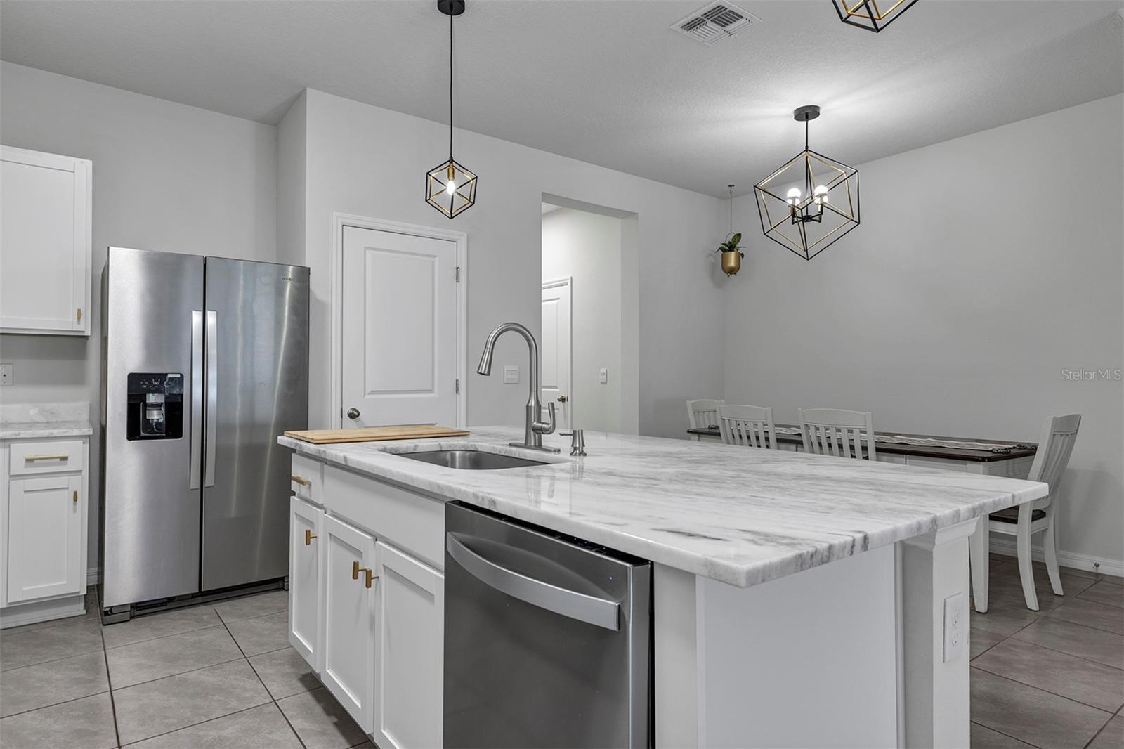 4015 Blue Banks, Bradenton, FL 34208