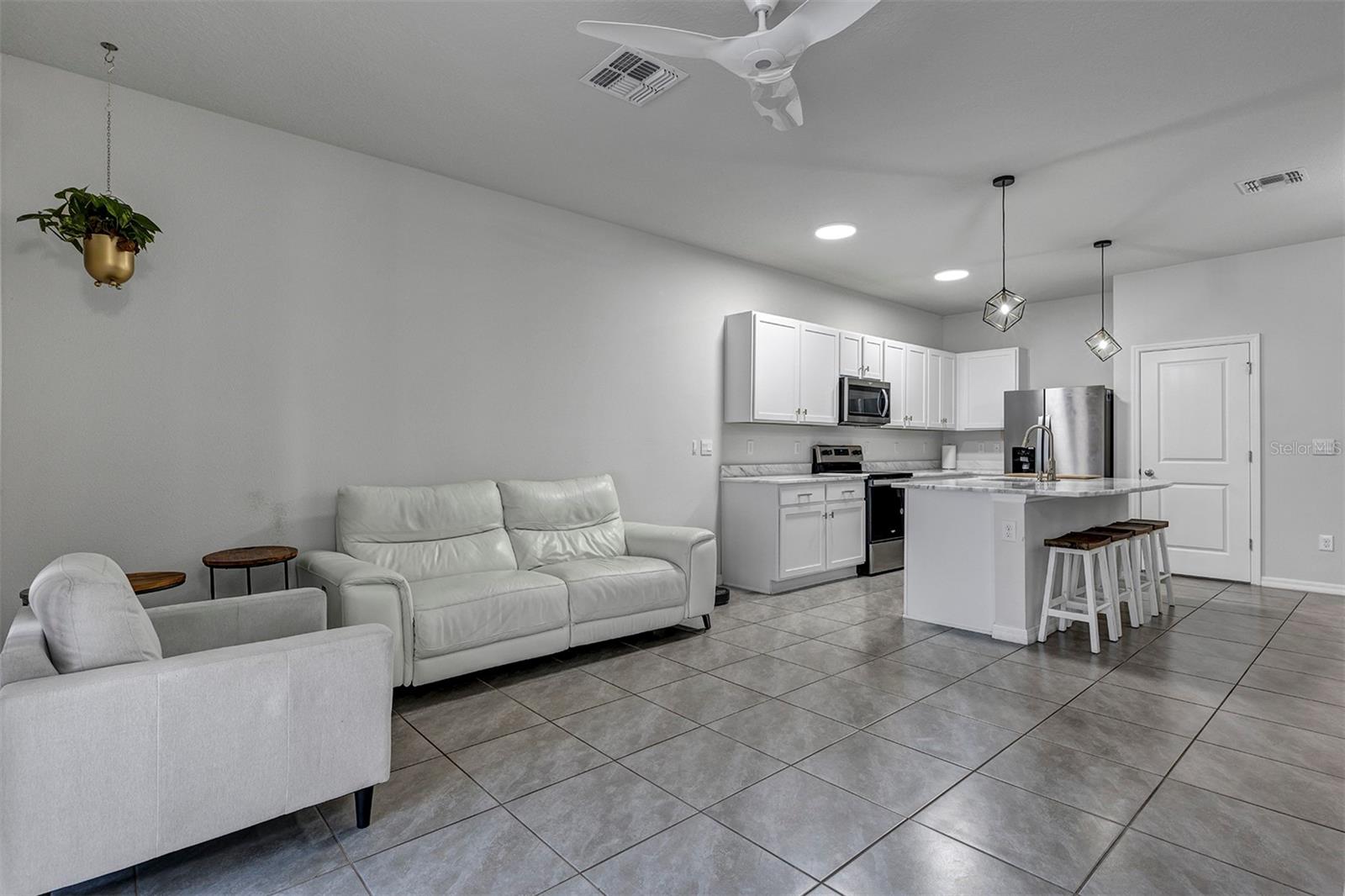 4015 Blue Banks, Bradenton, FL 34208