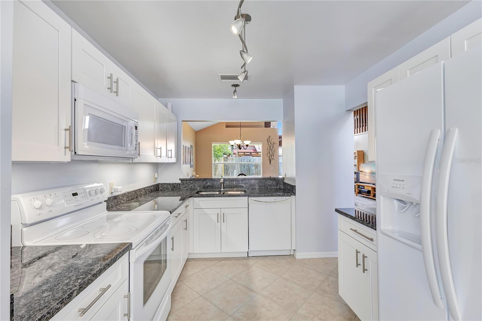779 Meadowside, Orlando, FL 32825