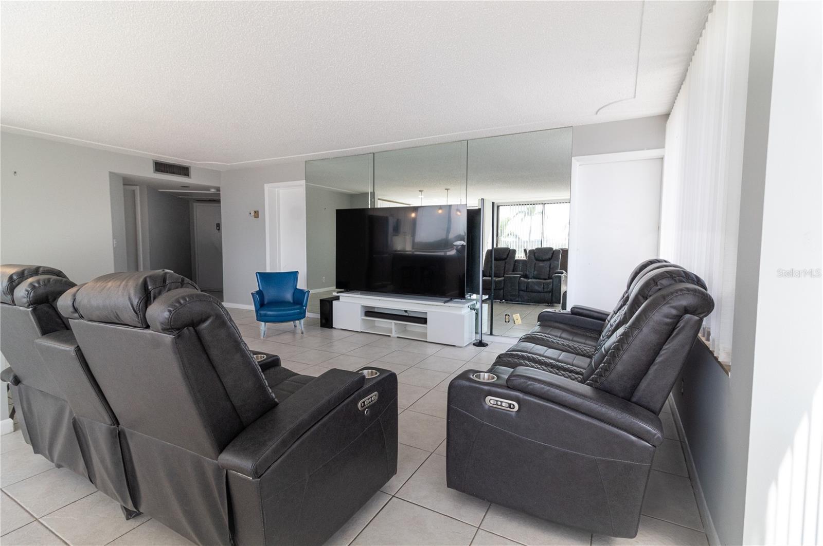 1500 Presidential Unit 401, West Palm Beach, FL 33401