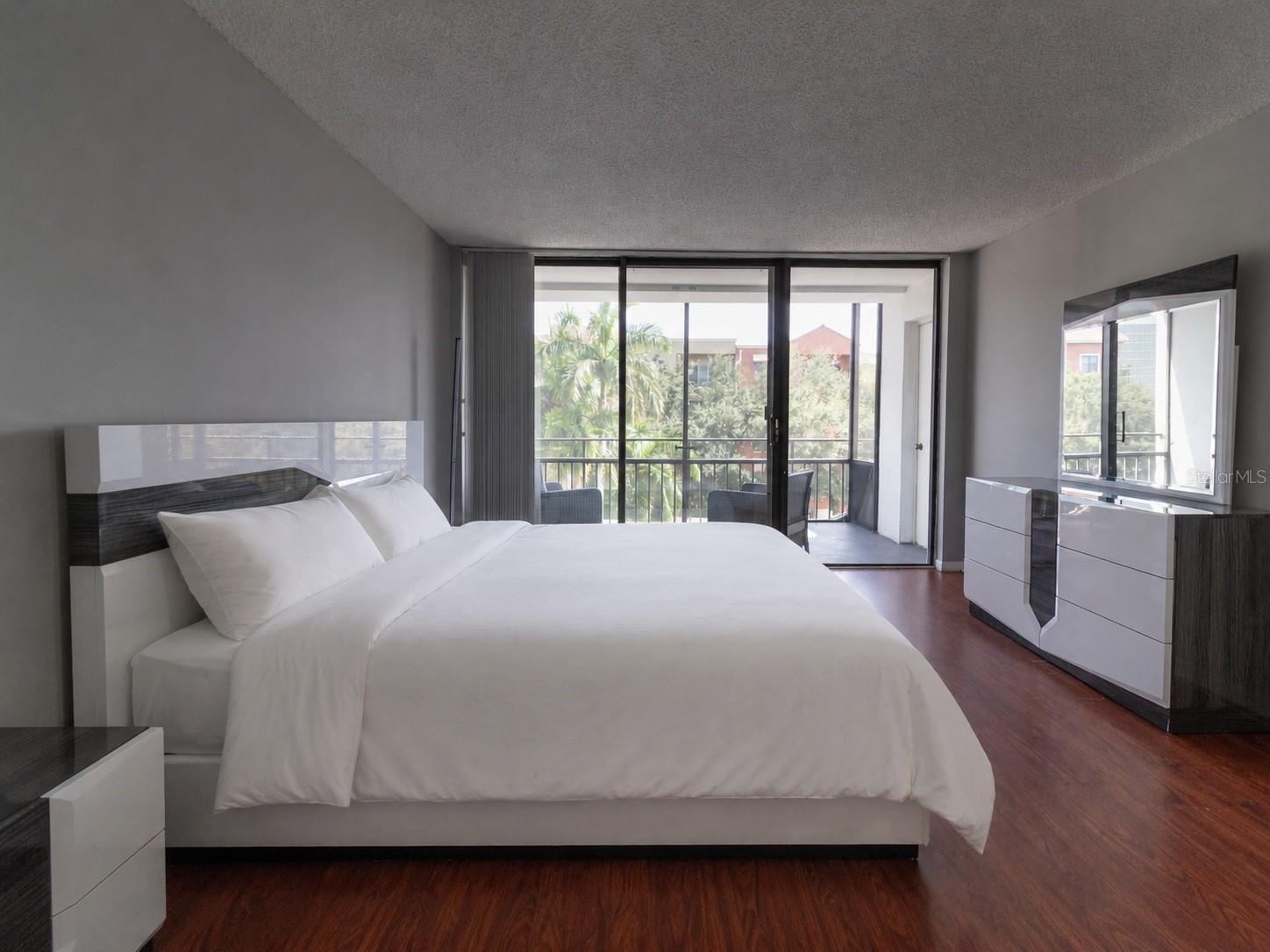 1500 Presidential Unit 401, West Palm Beach, FL 33401