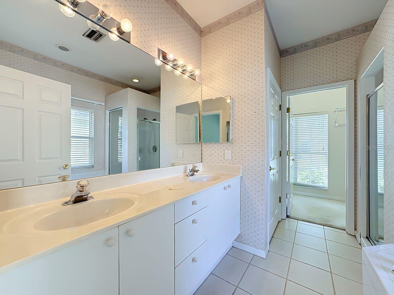 9250 13th Avenue, Bradenton, FL 34209