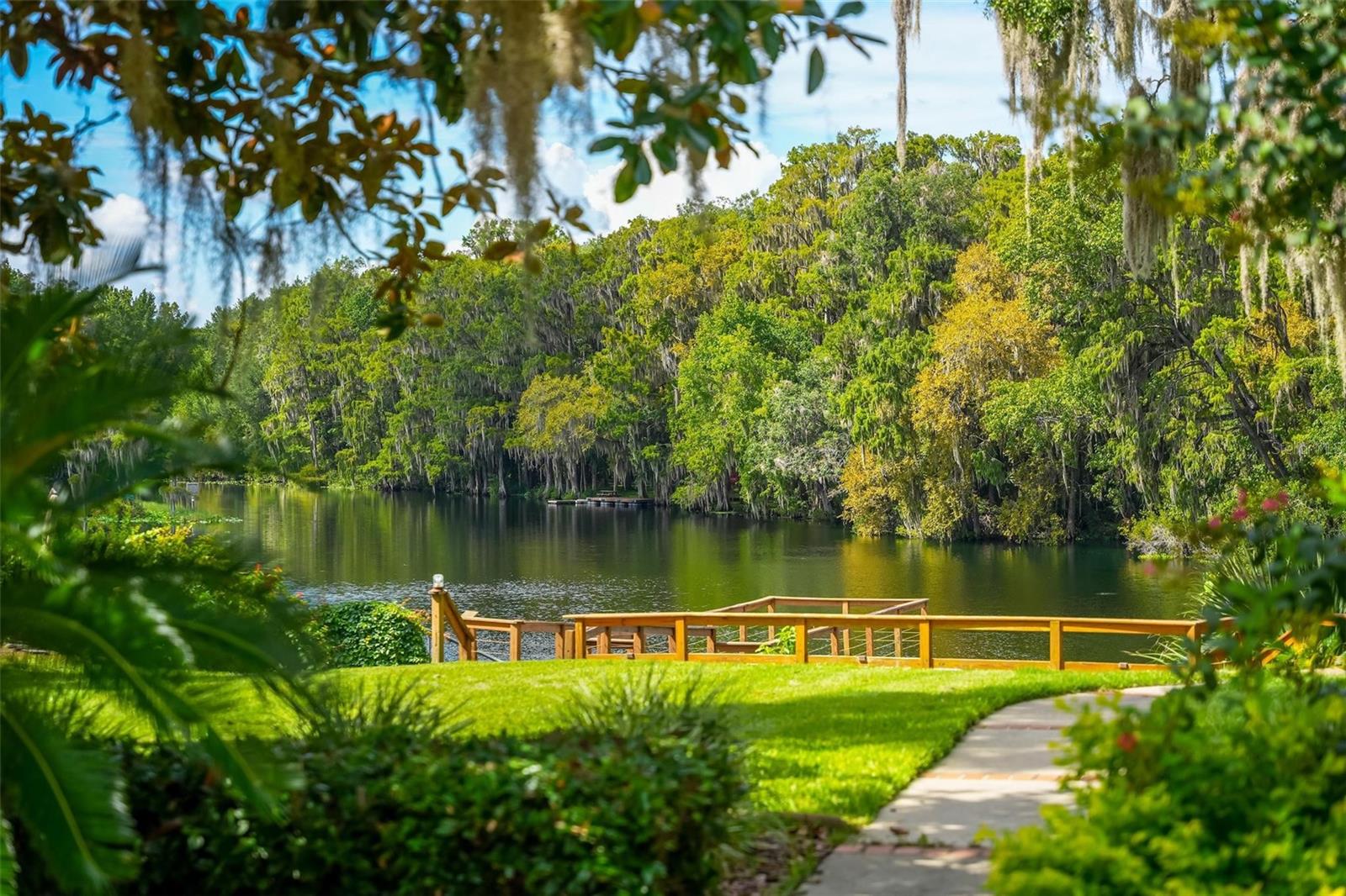 20368 The Granada, Dunnellon, FL 34432