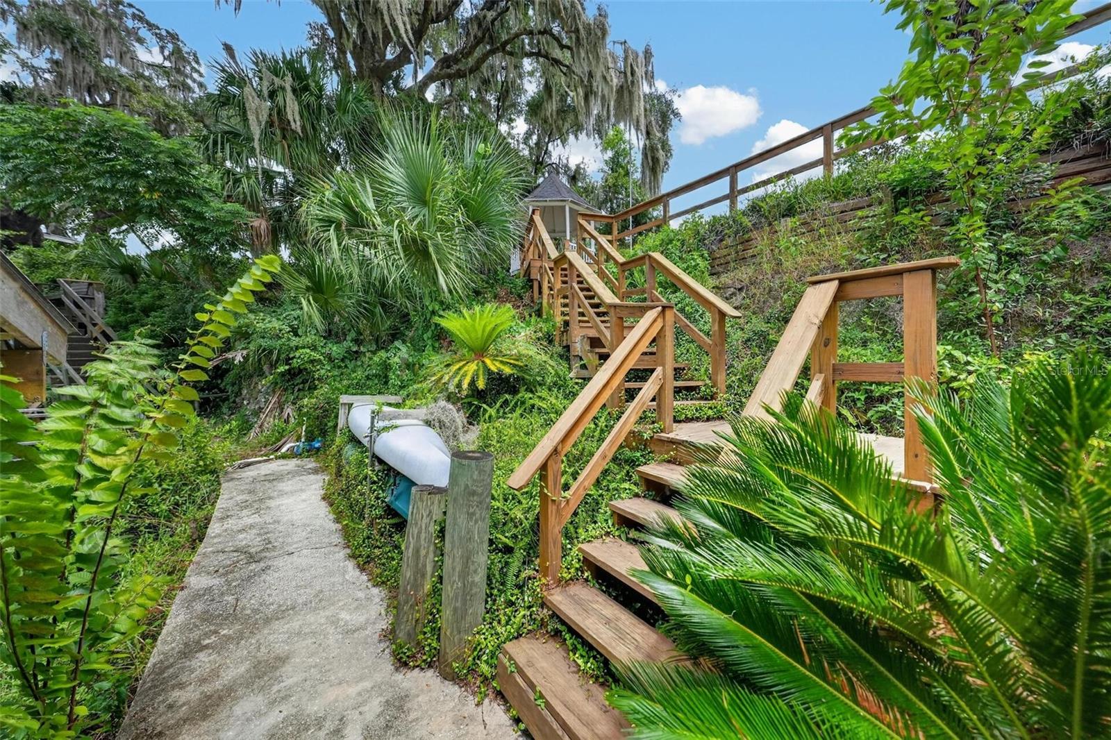 20368 The Granada, Dunnellon, FL 34432