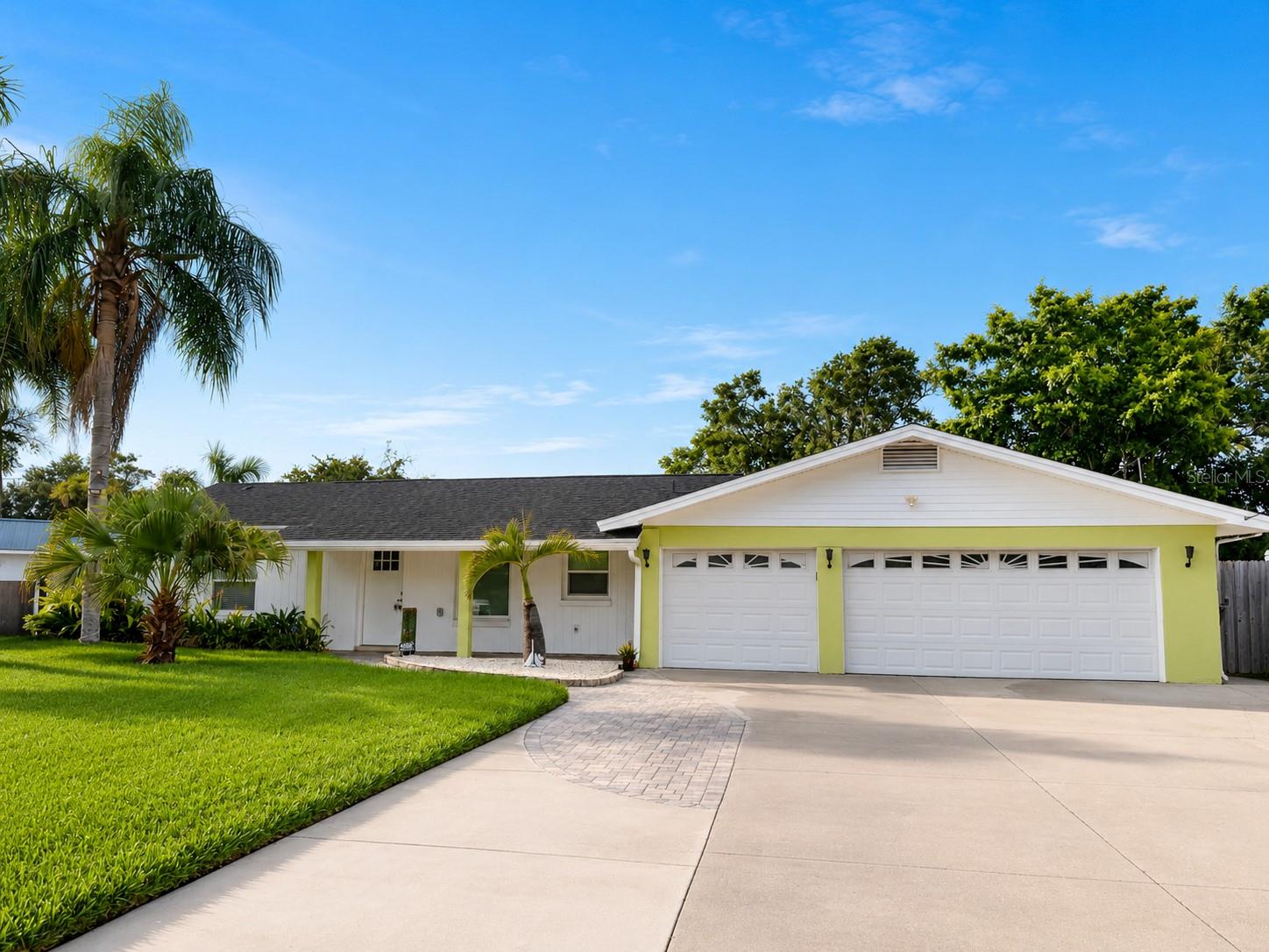 8715 Driftwood, Tampa, FL 33615