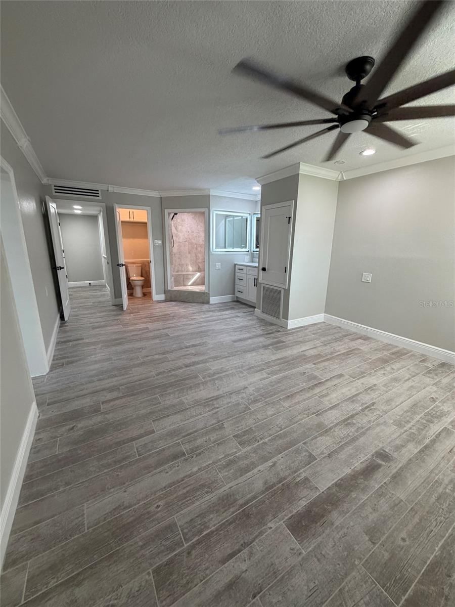 8715 Driftwood, Tampa, FL 33615