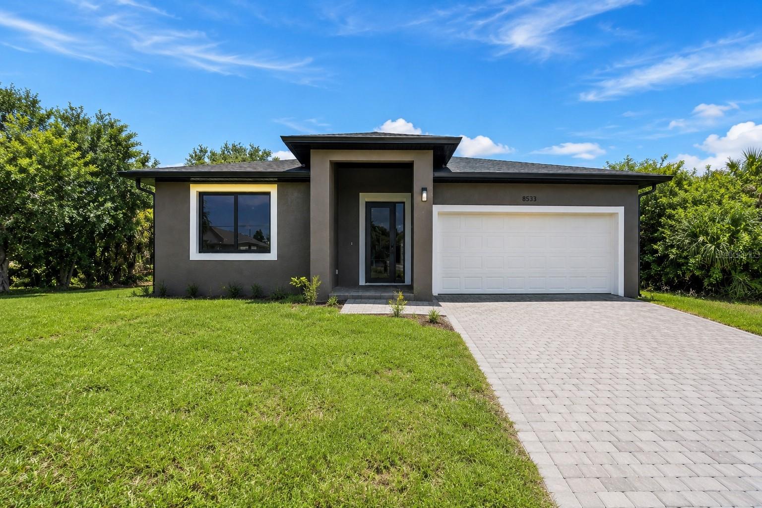 8533 Lancelot, North Port, FL 34287