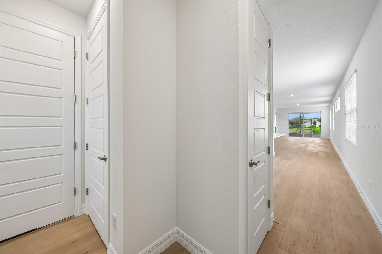 8595 Bridgeport Bay, Mount Dora, FL 32757