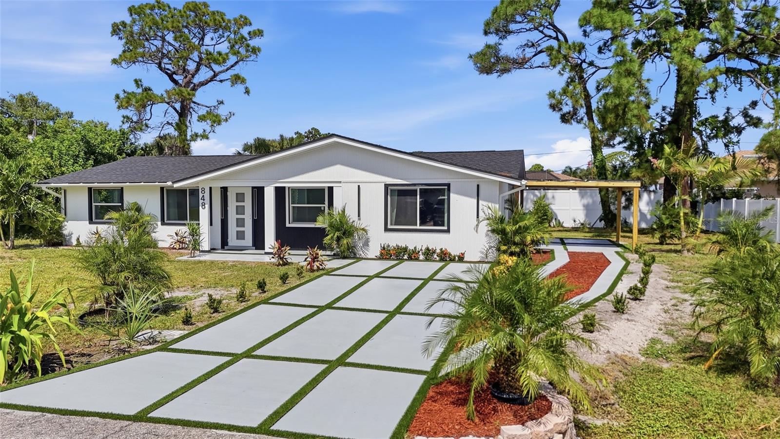 848 Olympia, Venice, FL 34293
