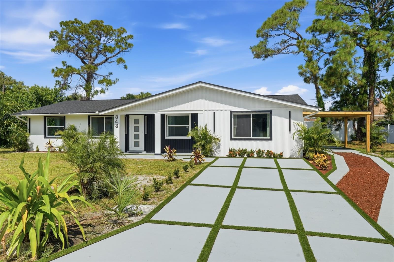 848 Olympia, Venice, FL 34293