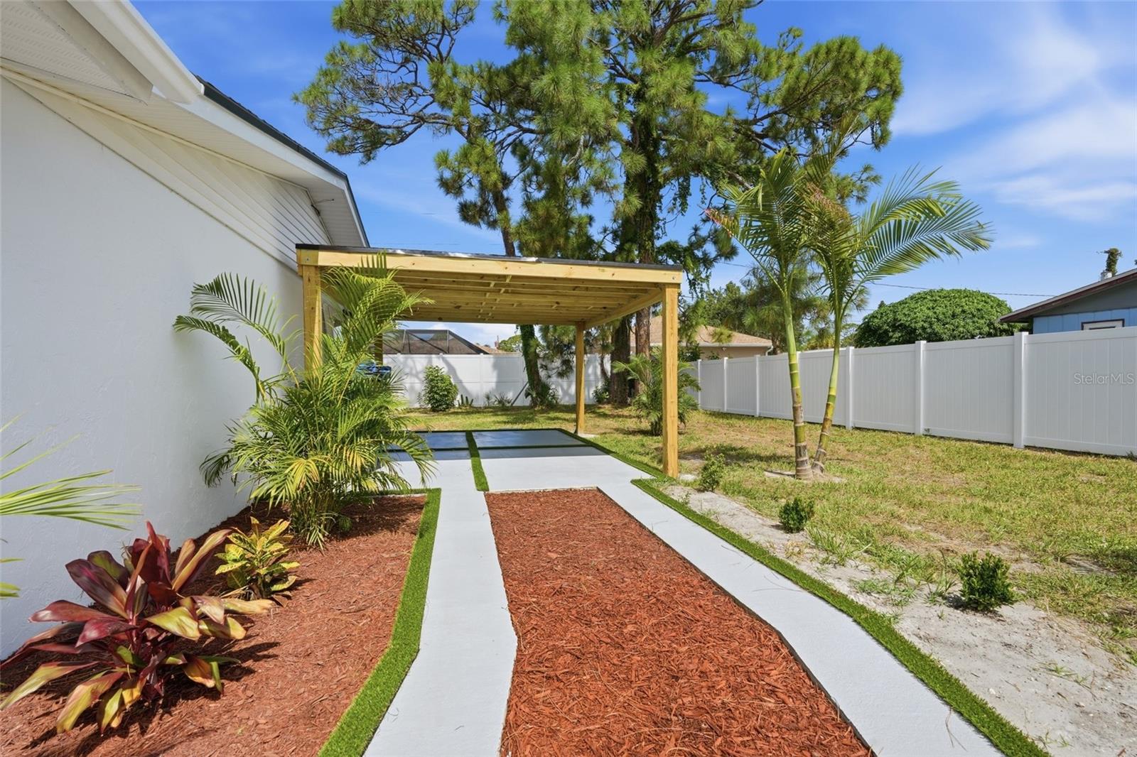 848 Olympia, Venice, FL 34293