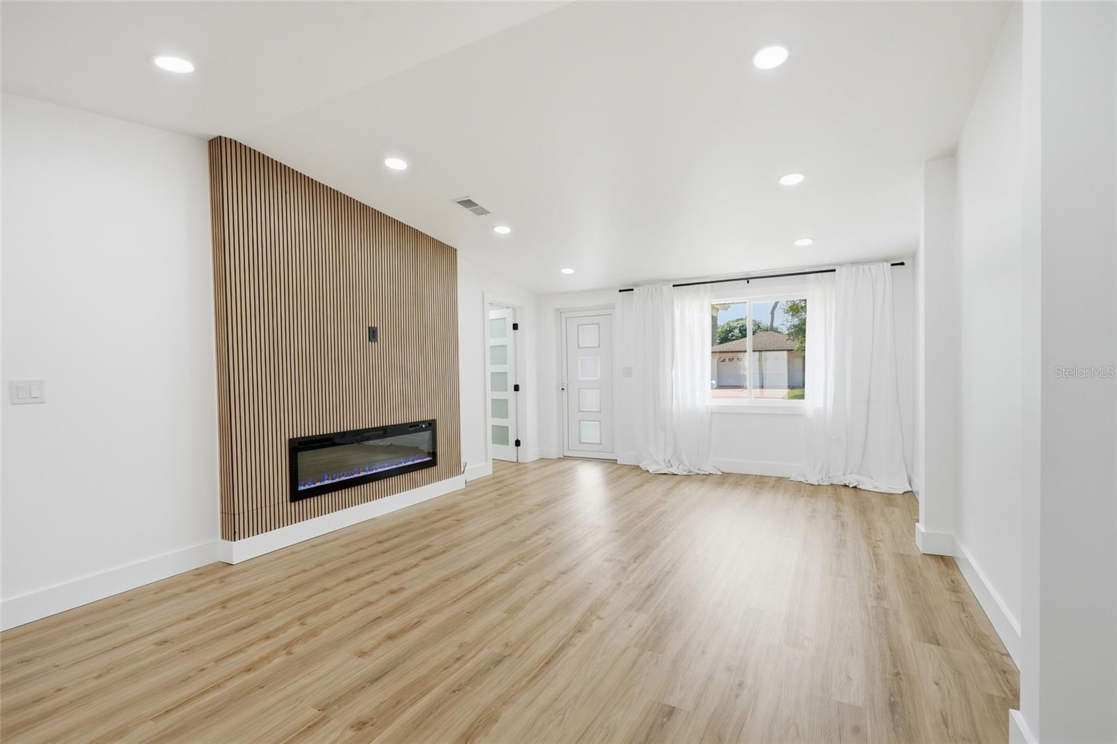 848 Olympia, Venice, FL 34293