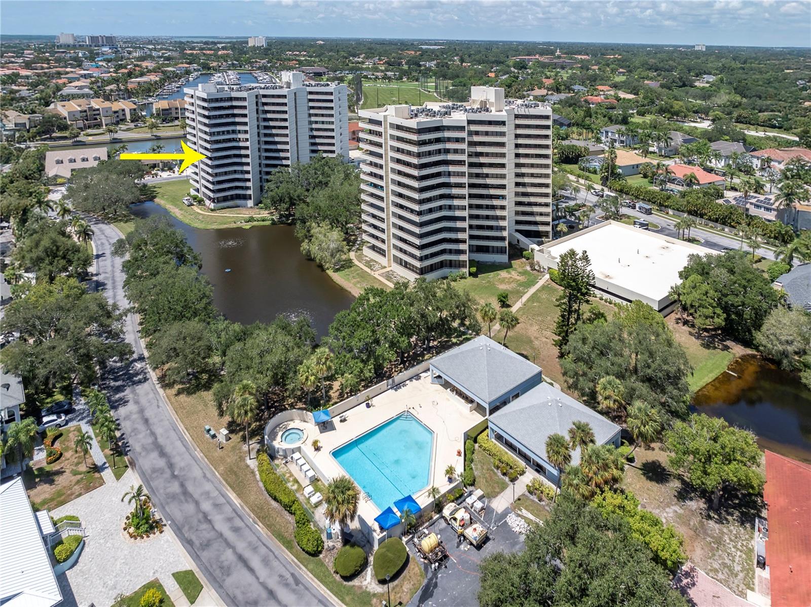 5950 Pelican Bay Unit 601, Gulfport, FL 33707