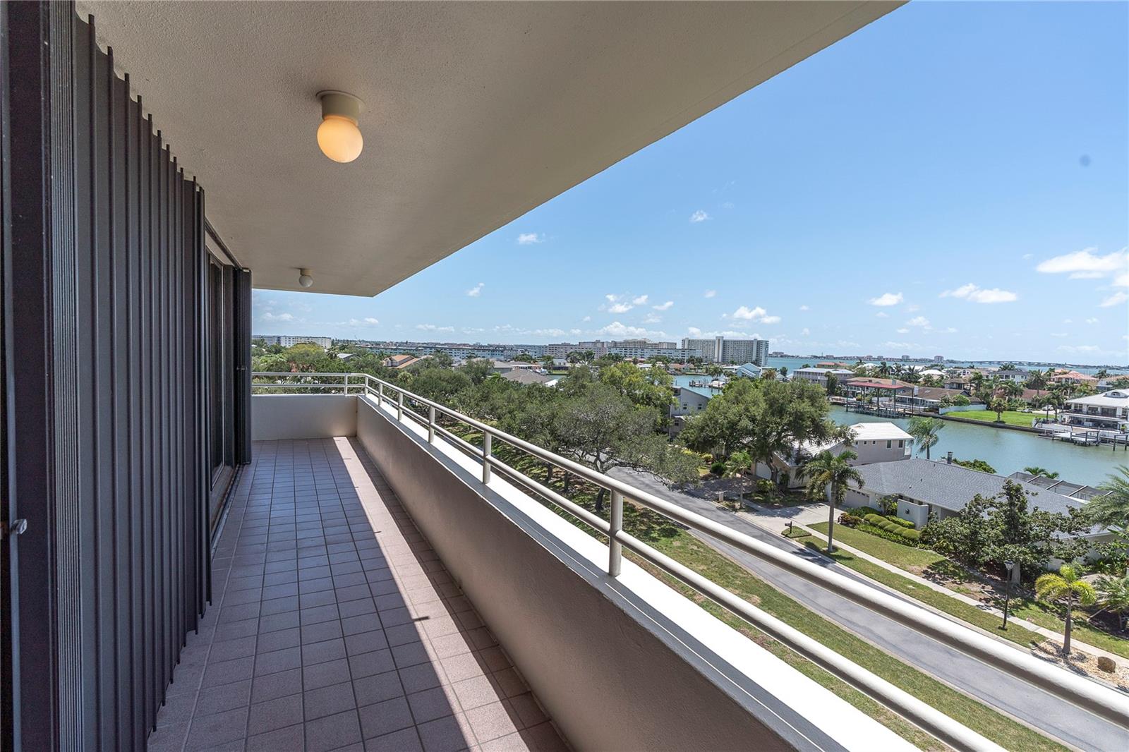 5950 Pelican Bay Unit 601, Gulfport, FL 33707