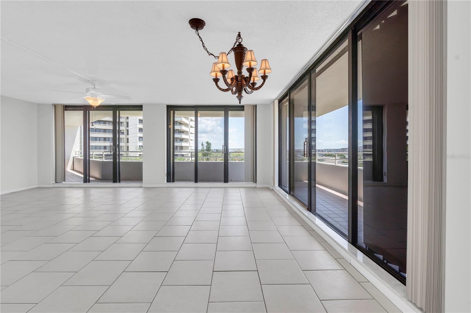 5950 Pelican Bay Unit 601, Gulfport, FL 33707