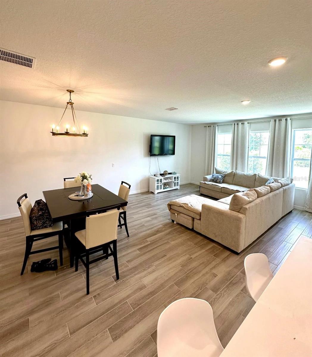 821 Benoi Dr,, Davenport, FL 33896
