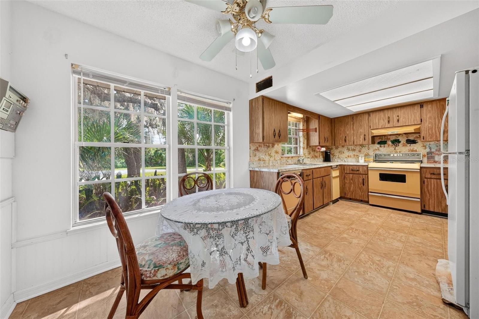 16529 Orange, Umatilla, FL 32784