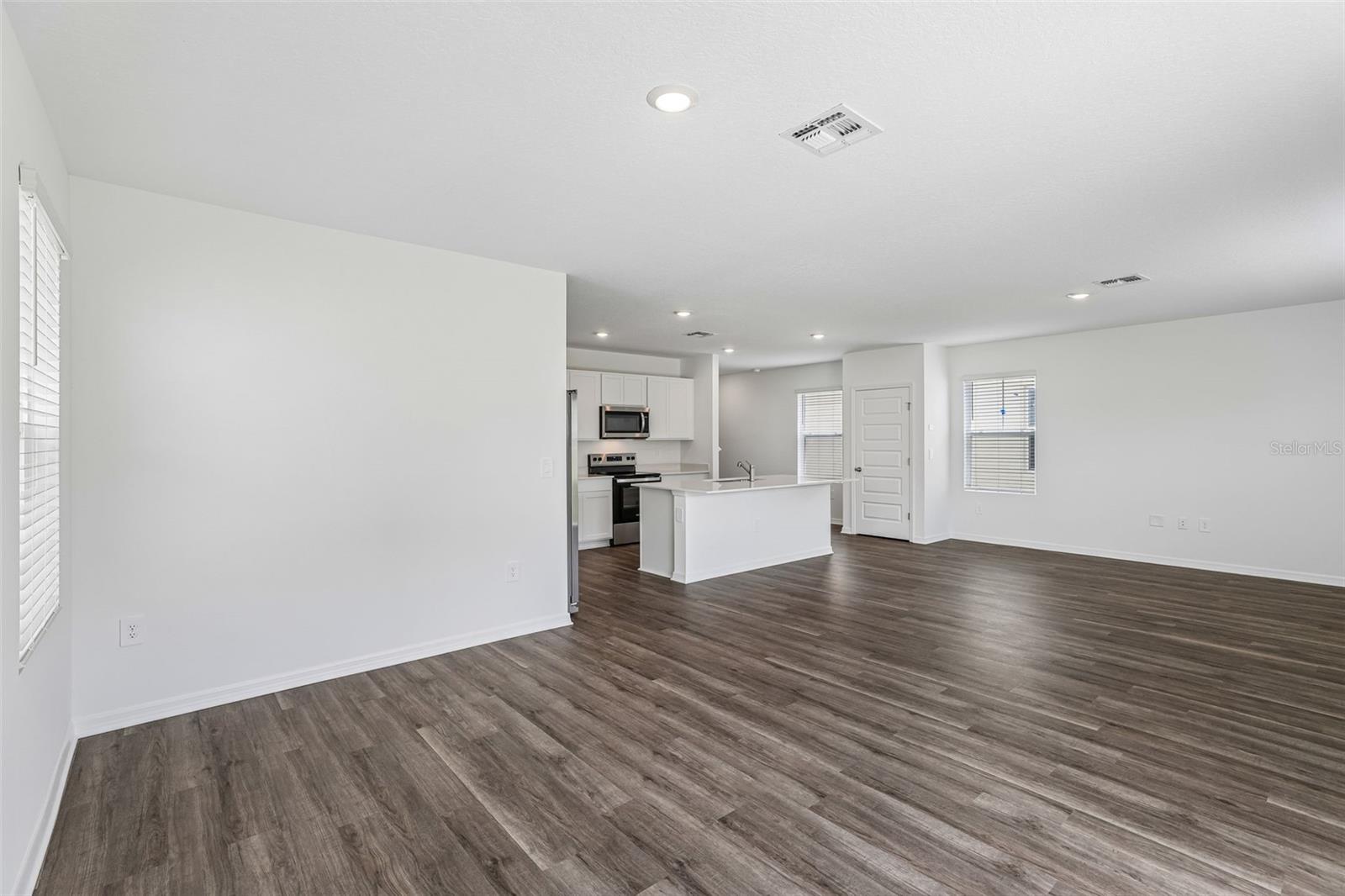 4074 Limeklin Falls, Davenport, FL 33837
