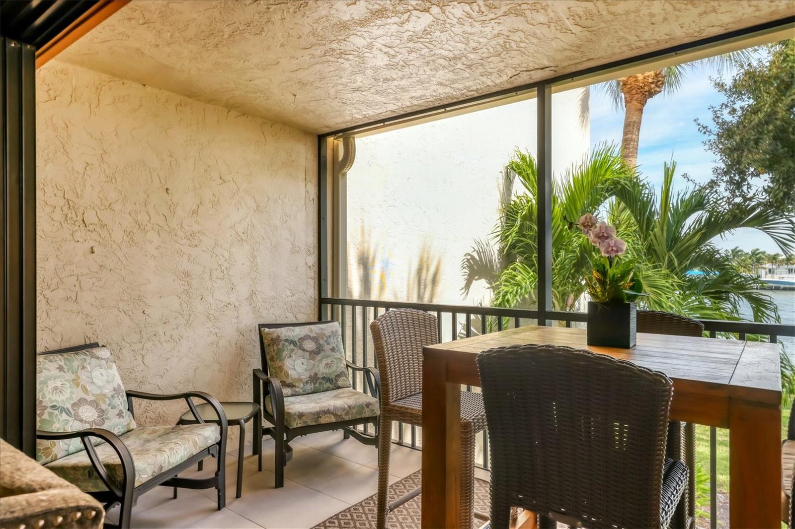 1900 Cove Ii Unit 127, Sarasota, FL 34242